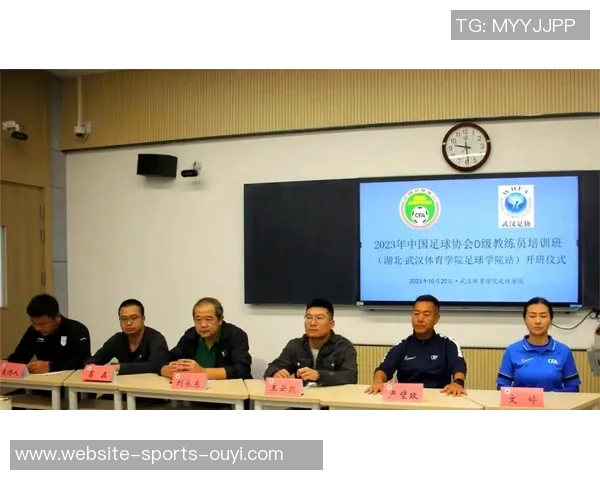 国家足球教练的使命与挑战如何推动中国足球的崛起与发展