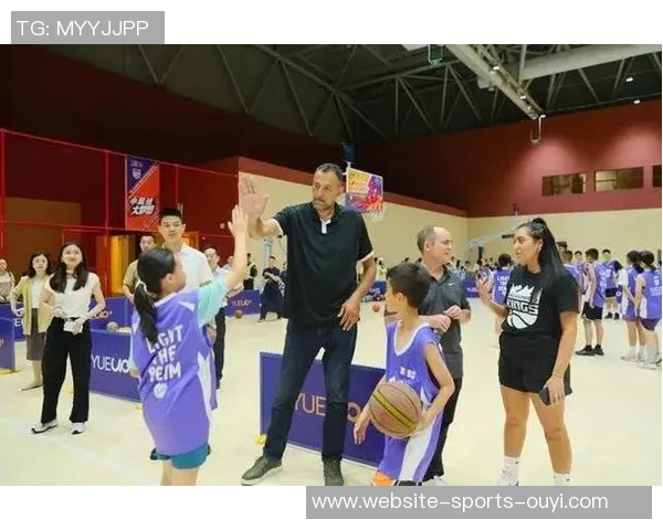 NBA篮球明星与美女的浪漫邂逅精彩瞬间大揭秘